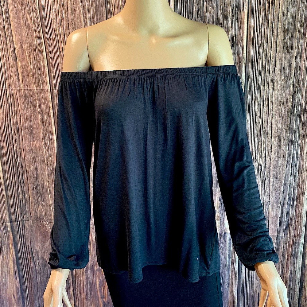 Hollister sz medium NWT black flowy summer strapless comfy over the shoulder